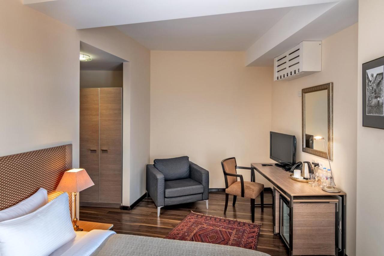 Ginger Hotel Тбілісі Екстер'єр фото